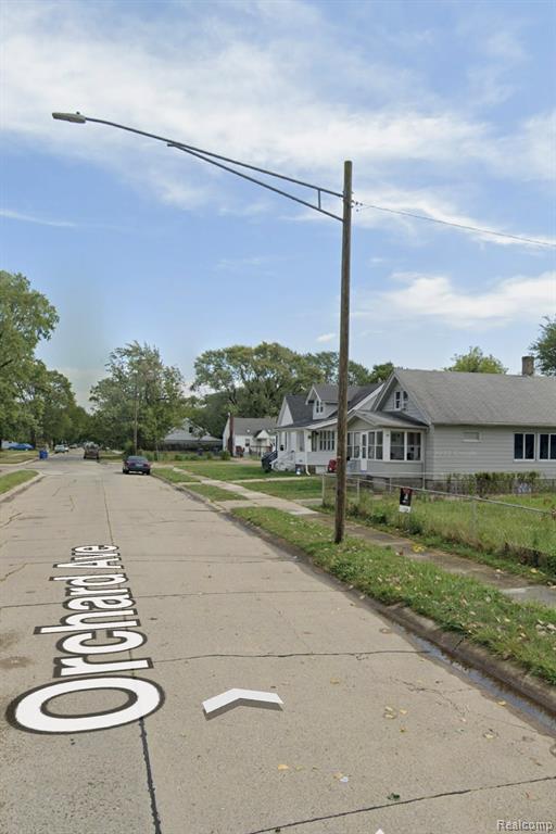 6736 Orchard Avenue Property Photo 6