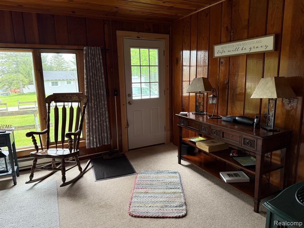4348 N Shrew Road Property Photo 4