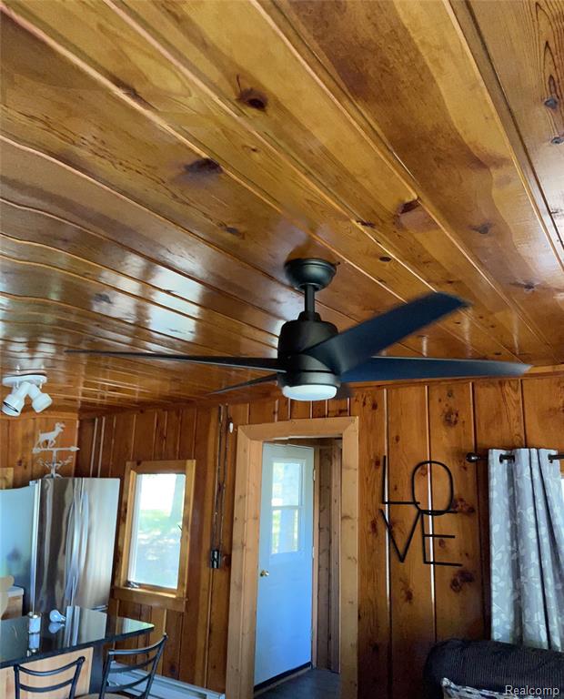 4348 N Shrew Road Property Photo 7