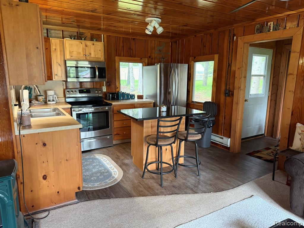 4348 N Shrew Road Property Photo 8