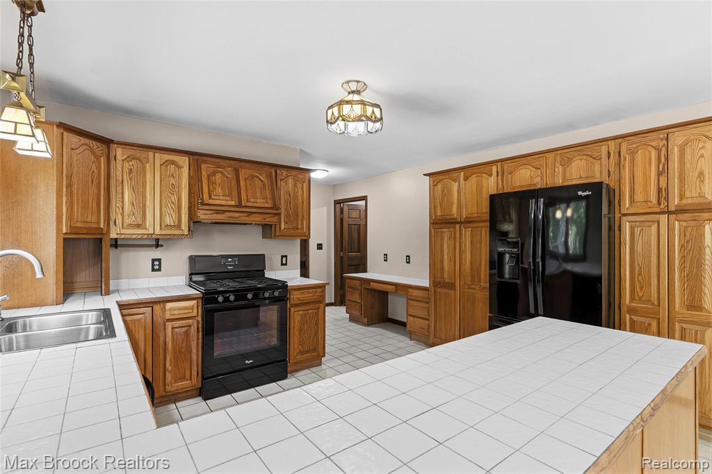892 W Barnes Lake Road Property Photo 26