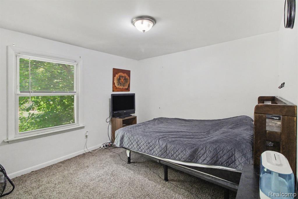 12072 Rockland Property Photo 10