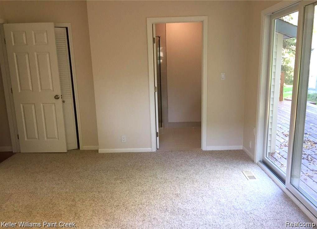 1886 Ruby Avenue Property Photo 12