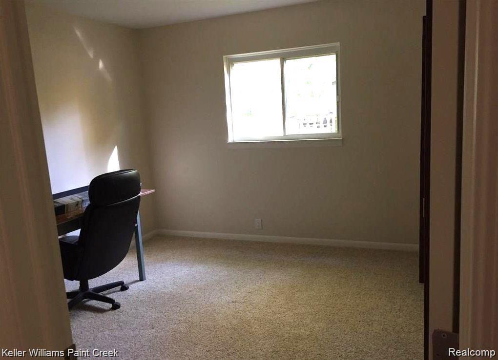1886 Ruby Avenue Property Photo 15