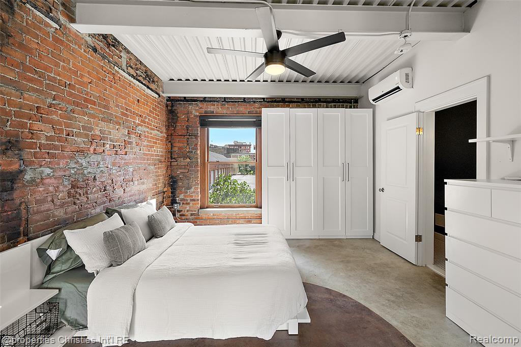112 Watson Street Property Photo 18