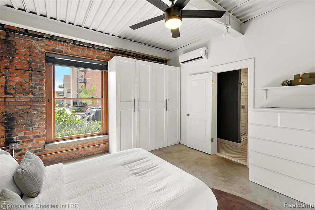 112 Watson Street Property Photo 19