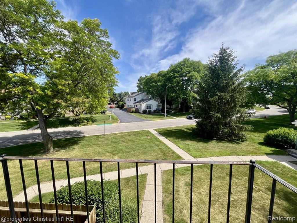 23672 N Rockledge Property Photo 8