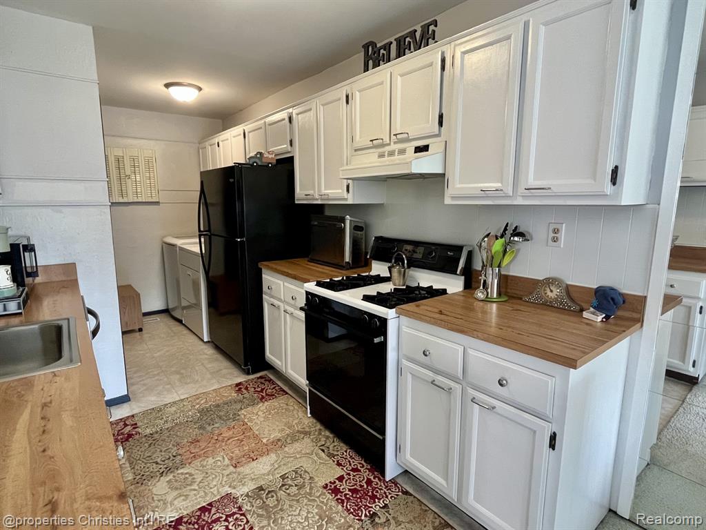 23672 N Rockledge Property Photo 11