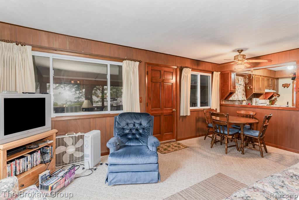 4448 Loon Lake Road Property Photo 7