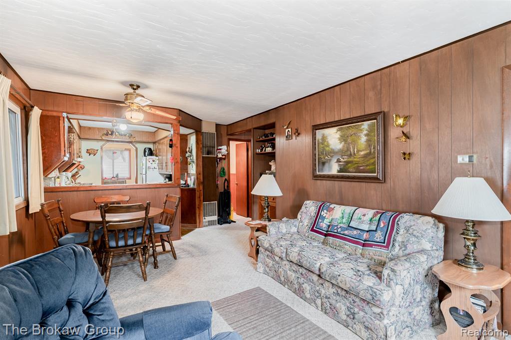 4448 Loon Lake Road Property Photo 8