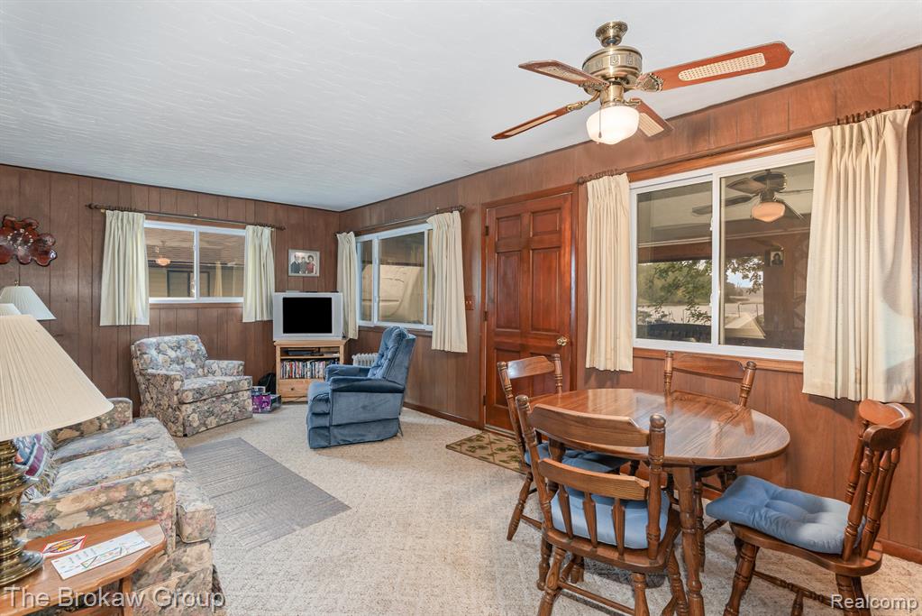4448 Loon Lake Road Property Photo 9