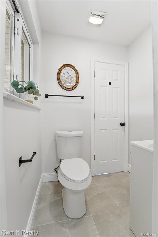 597 Eugene Street Property Photo 22
