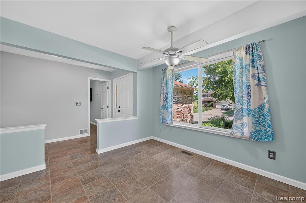 2370 Norton Road Property Photo 4