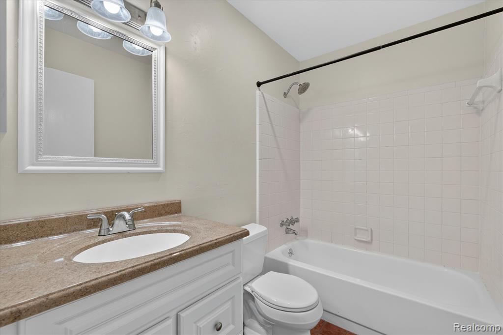 2370 Norton Road Property Photo 7