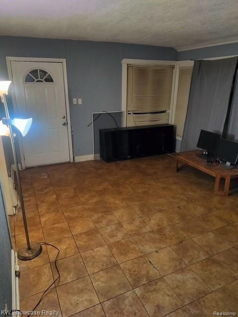 9135 Winthrop Street Property Photo 2