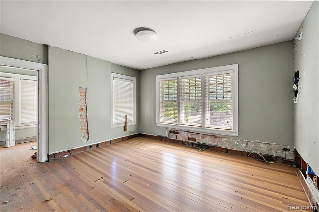 3456 Burns Street Property Photo 8