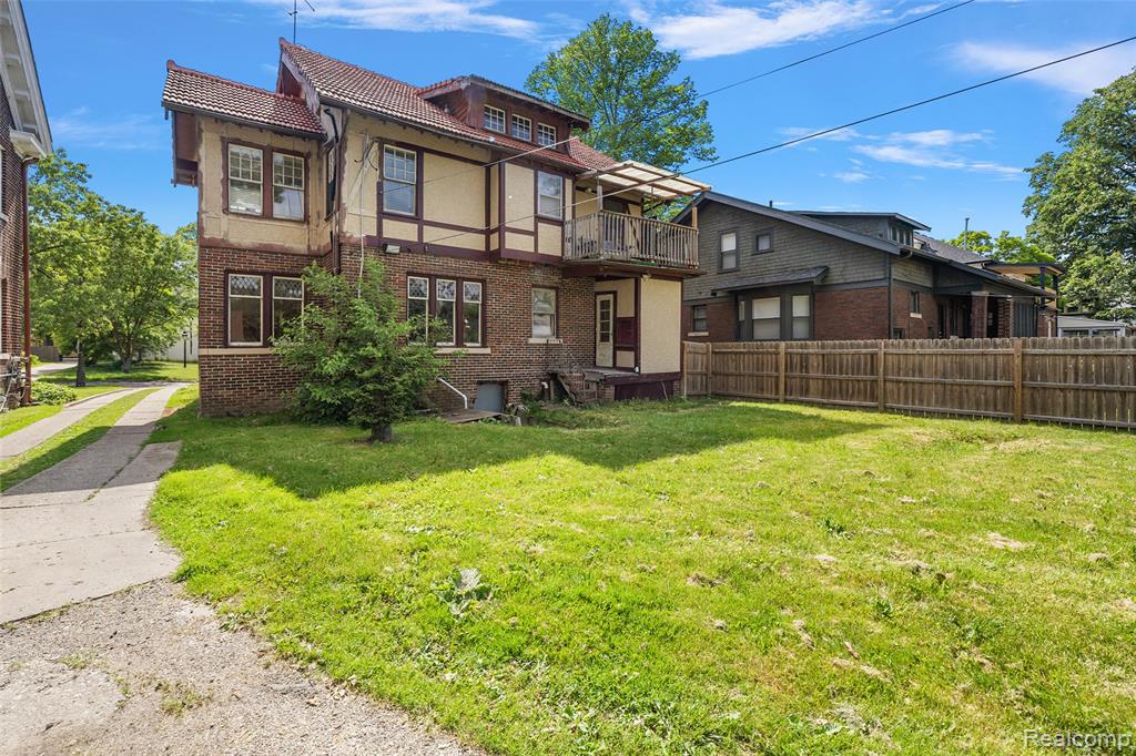 3456 Burns Street Property Photo 11