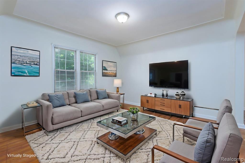 5500 Devonshire Road Property Photo 3