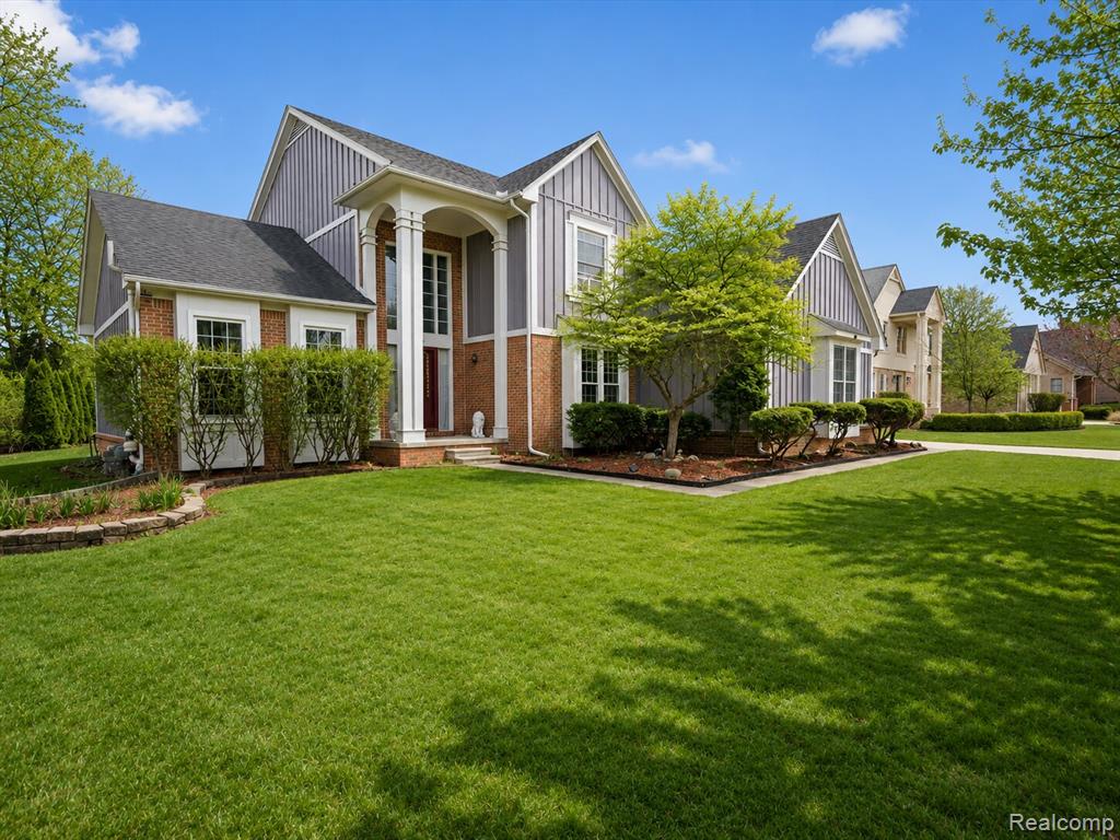 7359 Water Oaks Property Photo 2