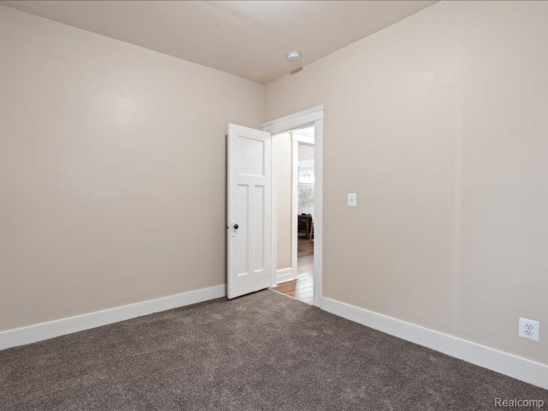 4498 Fischer Street Property Photo 26