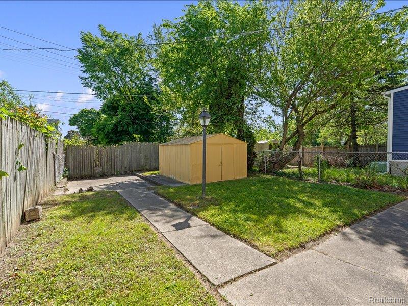 4498 Fischer Street Property Photo 34