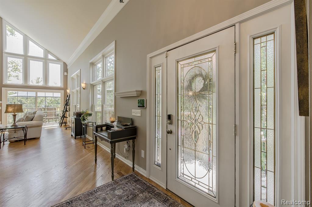 4780 Hillcrest Drive Property Photo 4