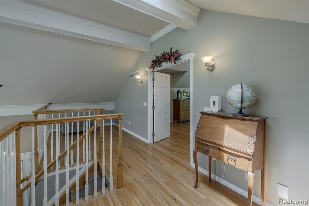 4780 Hillcrest Drive Property Photo 28