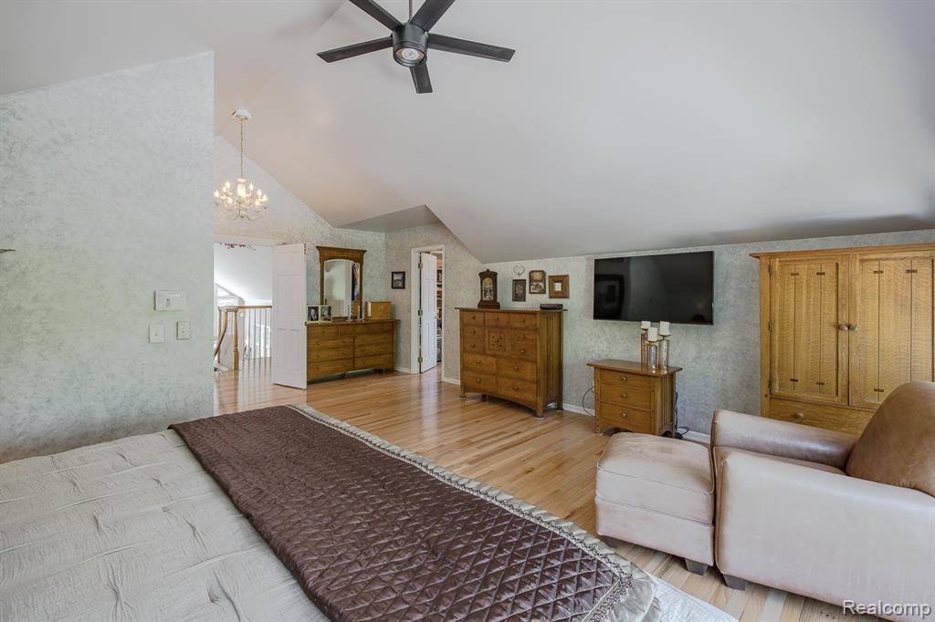 4780 Hillcrest Drive Property Photo 33
