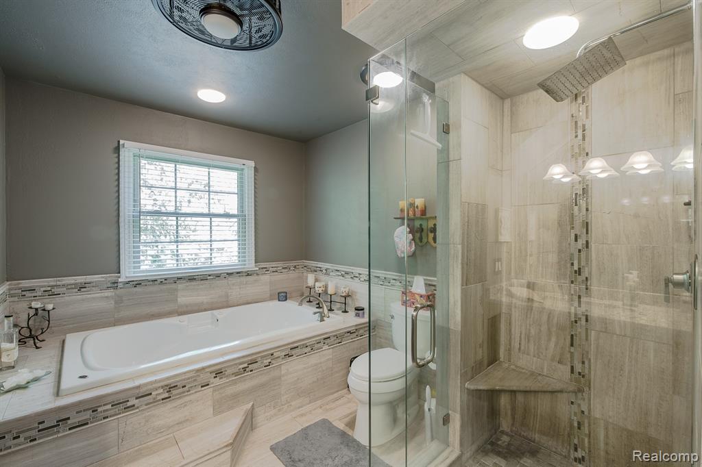 4780 Hillcrest Drive Property Photo 37