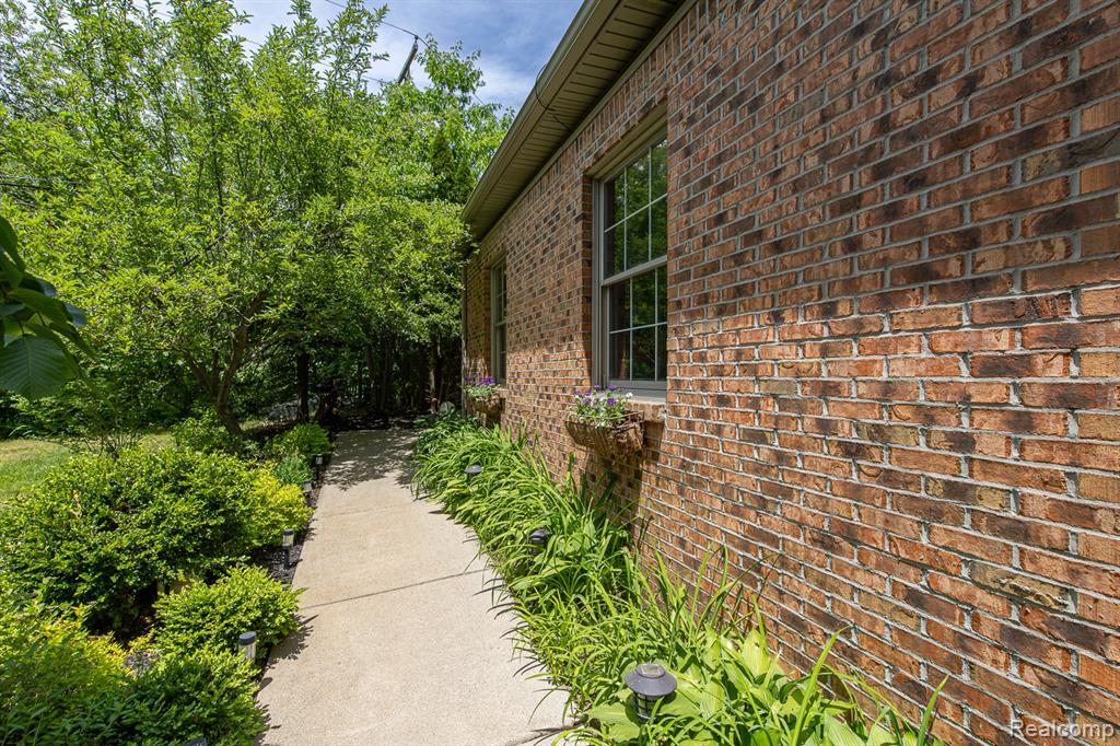 4780 Hillcrest Drive Property Photo 82