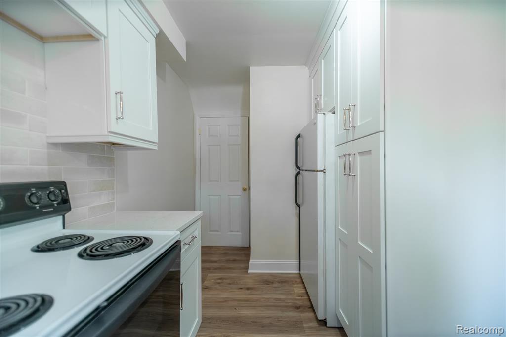 502 W Houstonia Avenue Property Photo 9