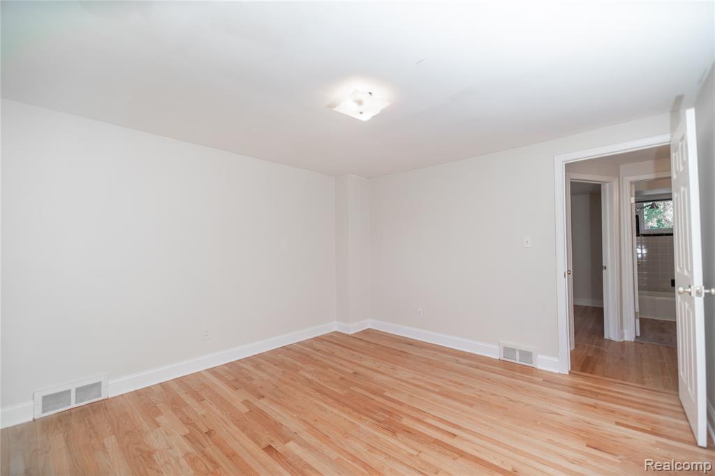 502 W Houstonia Avenue Property Photo 14