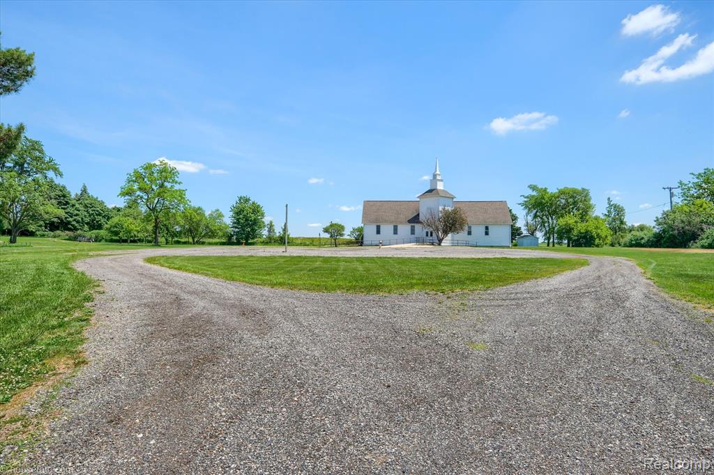 3909 S Van Dyke Road Property Photo 3