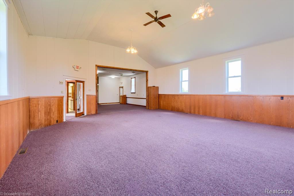 3909 S Van Dyke Road Property Photo 11