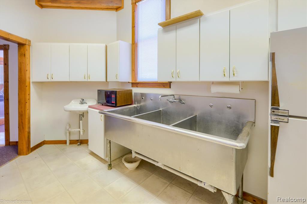 3909 S Van Dyke Road Property Photo 22
