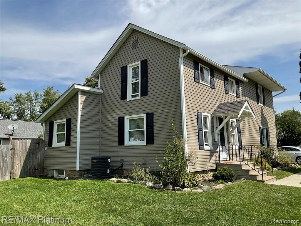 505 E Frank Street Property Photo 1