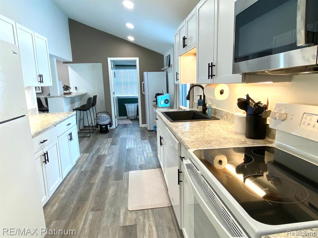 505 E Frank Street Property Photo 15