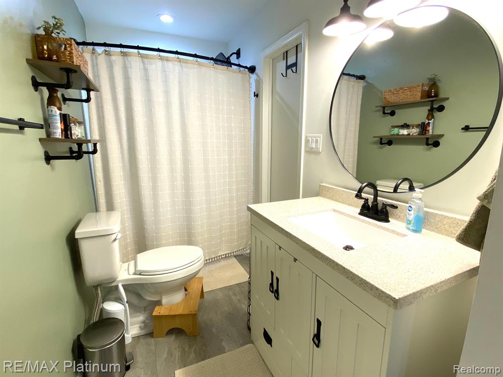 505 E Frank Street Property Photo 26