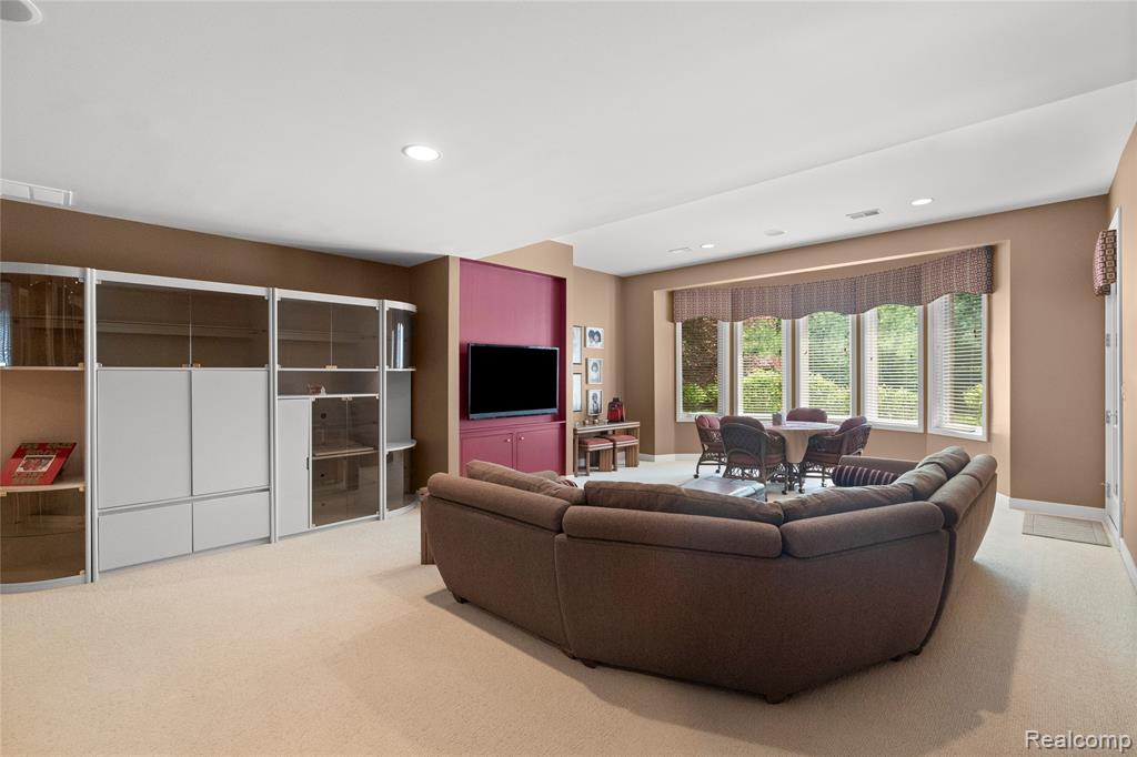 8479 Misty Meadows Property Photo 60