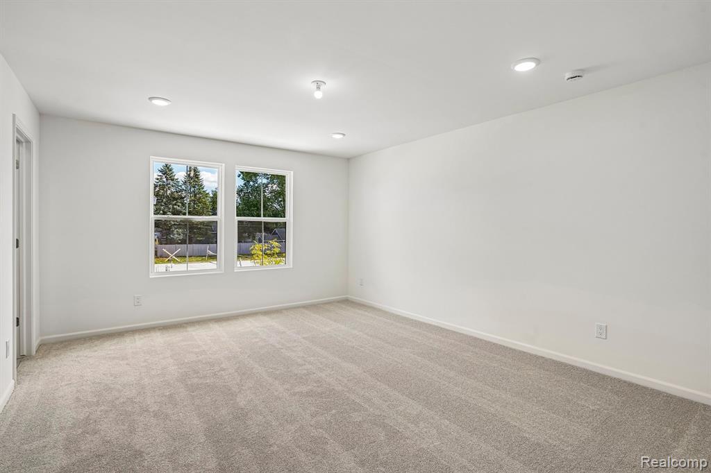 289 Lantana Drive Property Photo 22