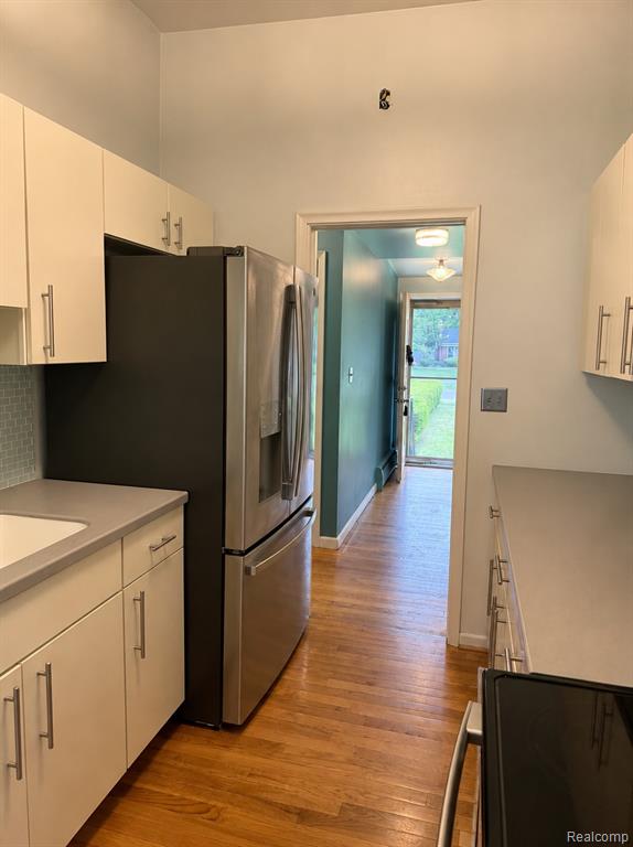 25887 Curie Avenue Property Photo 10