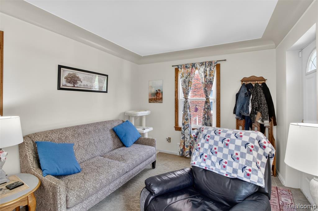 1834 15th Property Photo 9