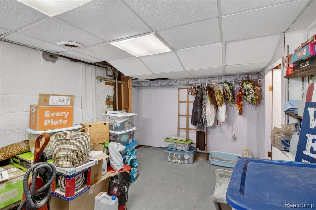 1834 15th Property Photo 27