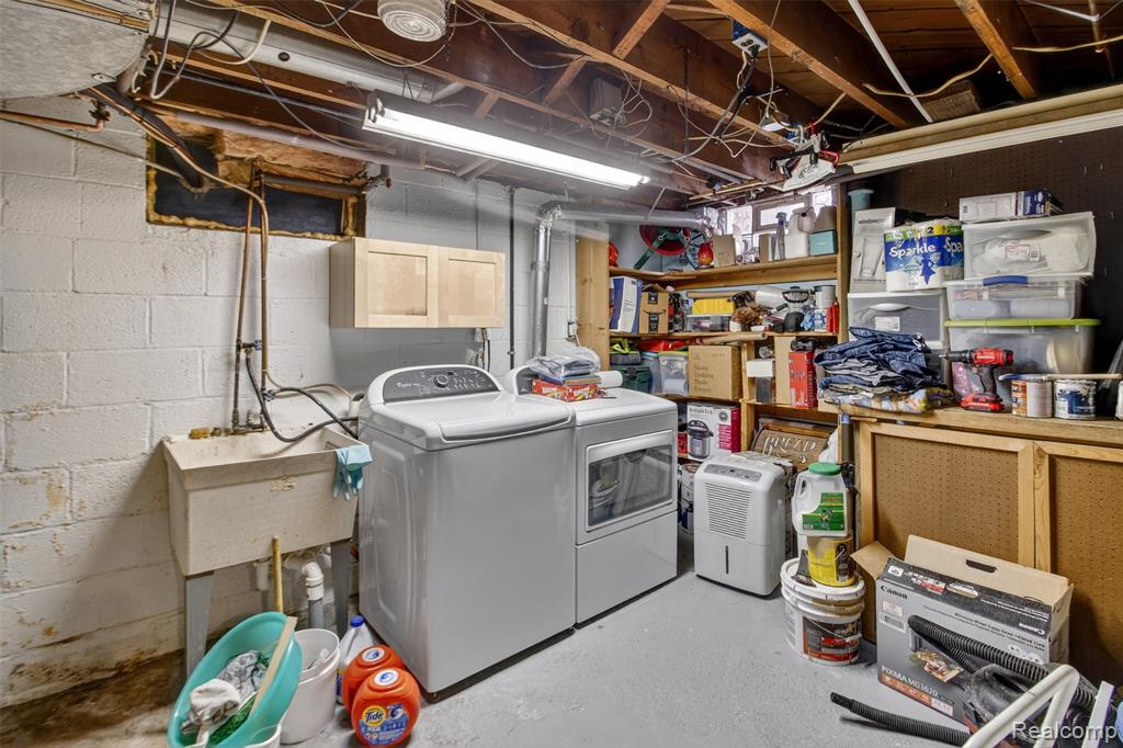1834 15th Property Photo 28