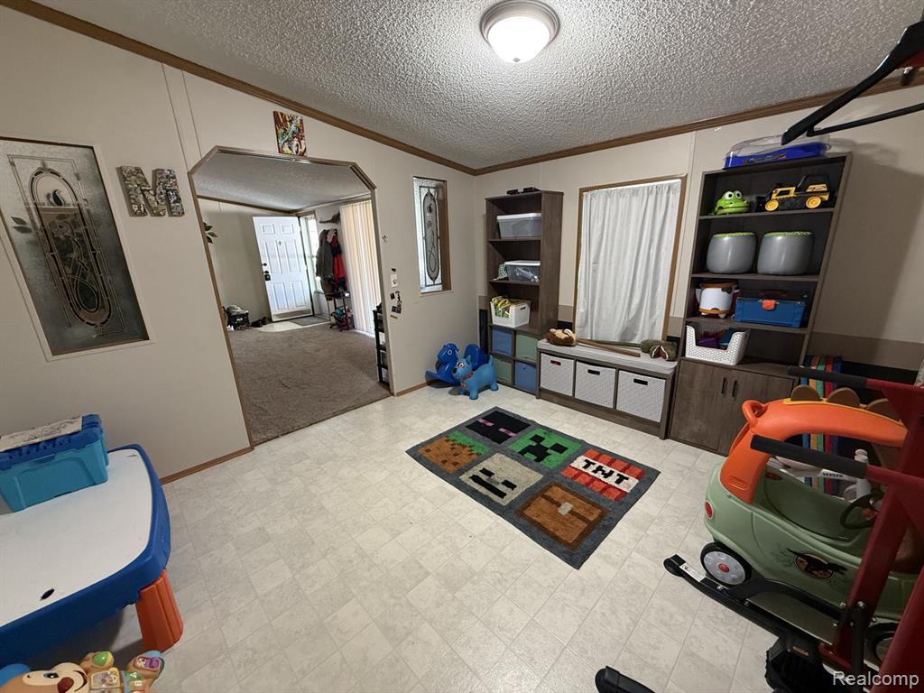 40 Bellwood Property Photo 5