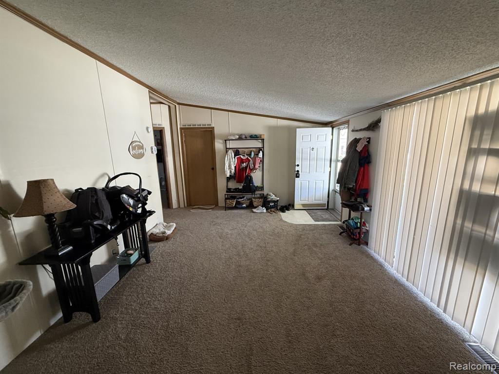 40 Bellwood Property Photo 7