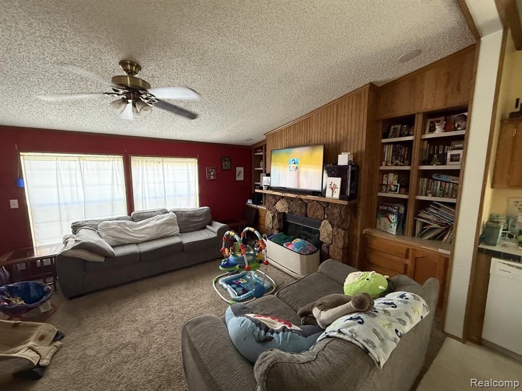 40 Bellwood Property Photo 11