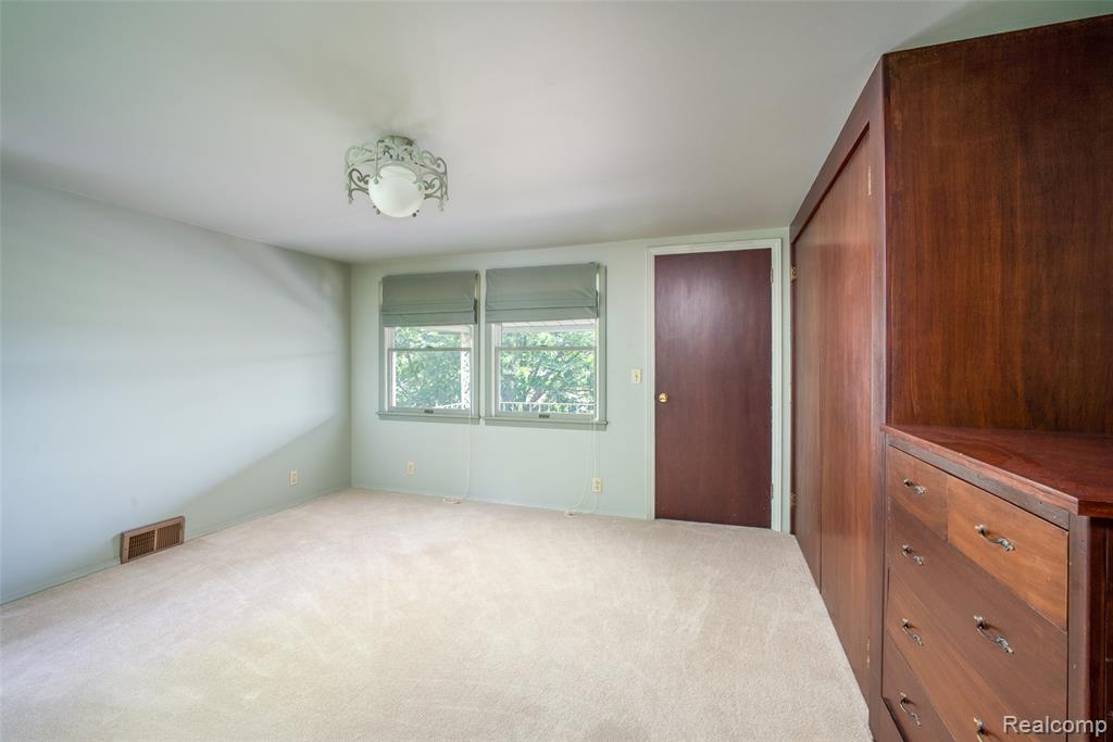 607 E King Street Property Photo 22
