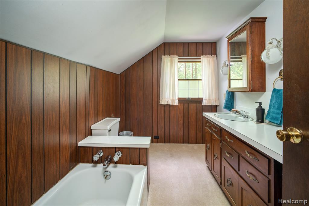 607 E King Street Property Photo 27