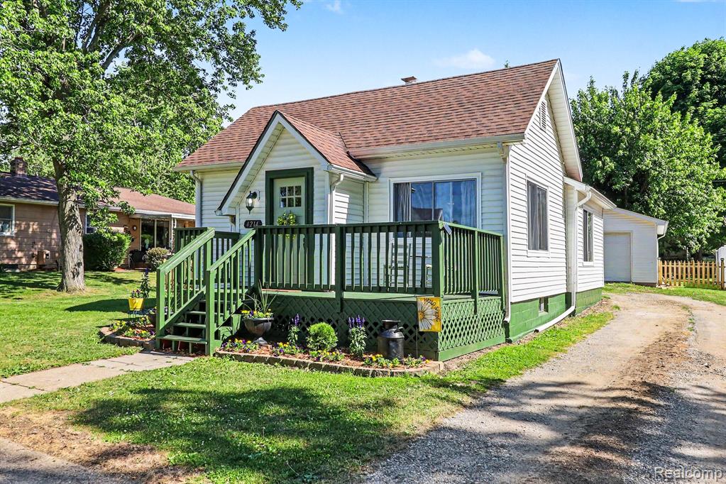 4214 Mill Street Property Photo 1